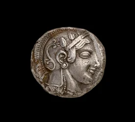 Moneta Atena, widok na awers przedstawiający głowę Ateny, ok. 440 p.n.e. (srebro) (dla rewersu patrz 108197)